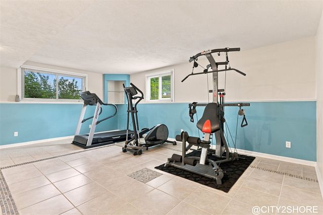 6719 Crown Point Drive, Hudsonville, MI 49426