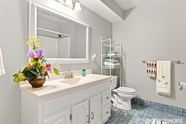 6719 Crown Point Drive, Hudsonville, MI 49426