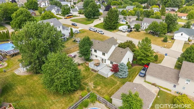6719 Crown Point Drive, Hudsonville, MI 49426