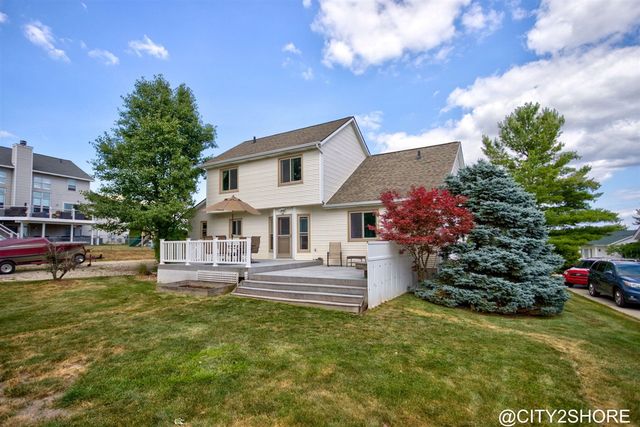 6719 Crown Point Drive, Hudsonville, MI 49426