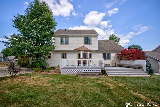 6719 Crown Point Drive, Hudsonville, MI 49426