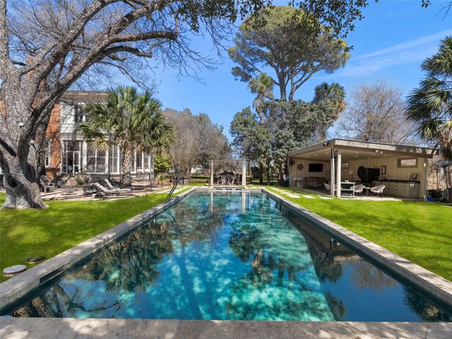 372 Magazine Ave, New Braunfels, TX 78130
