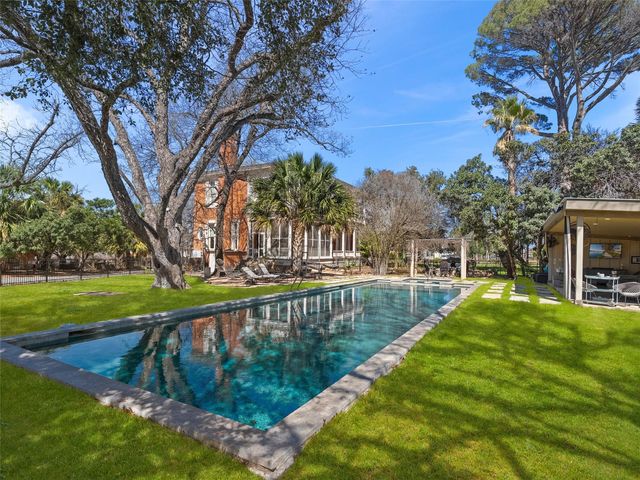 372 Magazine Ave, New Braunfels, TX 78130