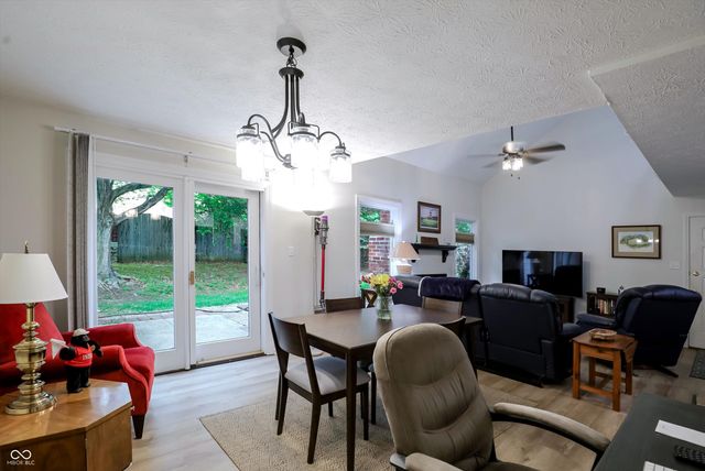3040 Bayberry Court W, Carmel, IN 46033