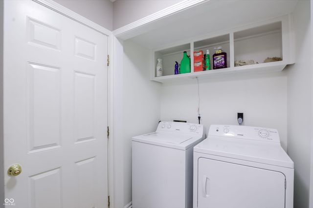 3040 Bayberry Court W, Carmel, IN 46033