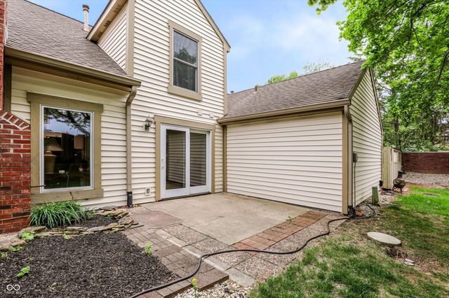 3040 Bayberry Court W, Carmel, IN 46033