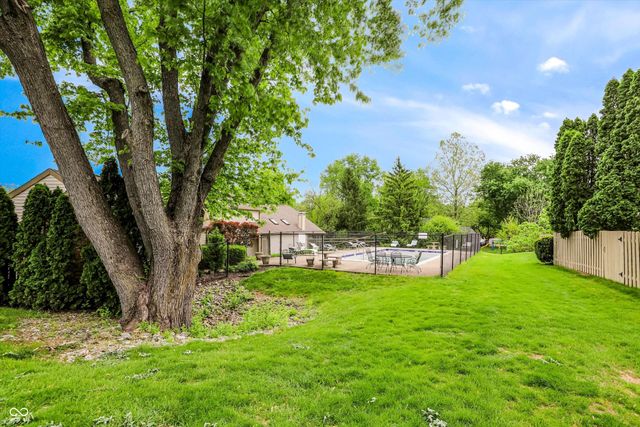 3040 Bayberry Court W, Carmel, IN 46033