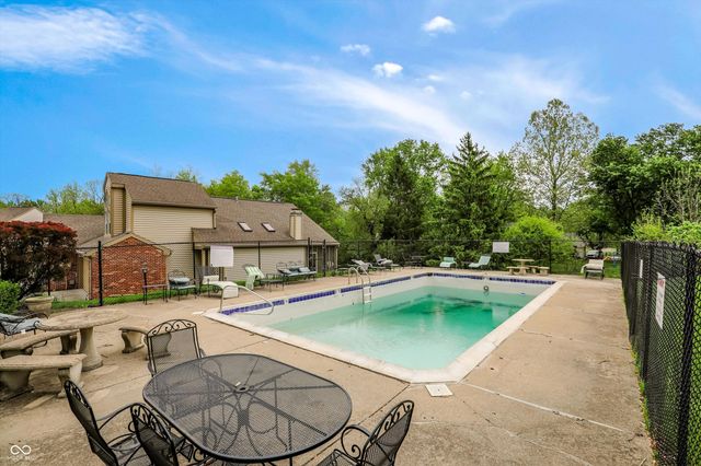 3040 Bayberry Court W, Carmel, IN 46033