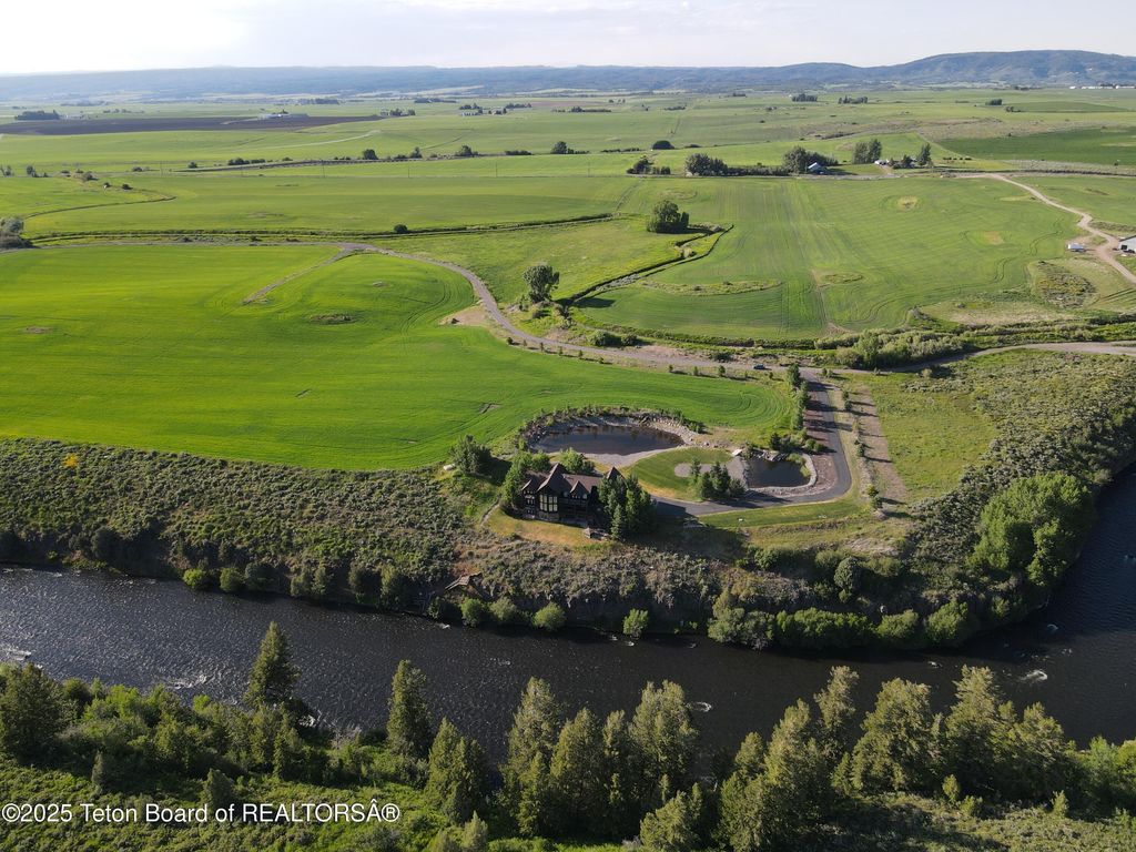 3944 SCHAEFER Lane, Ashton, ID 83420 photo 14