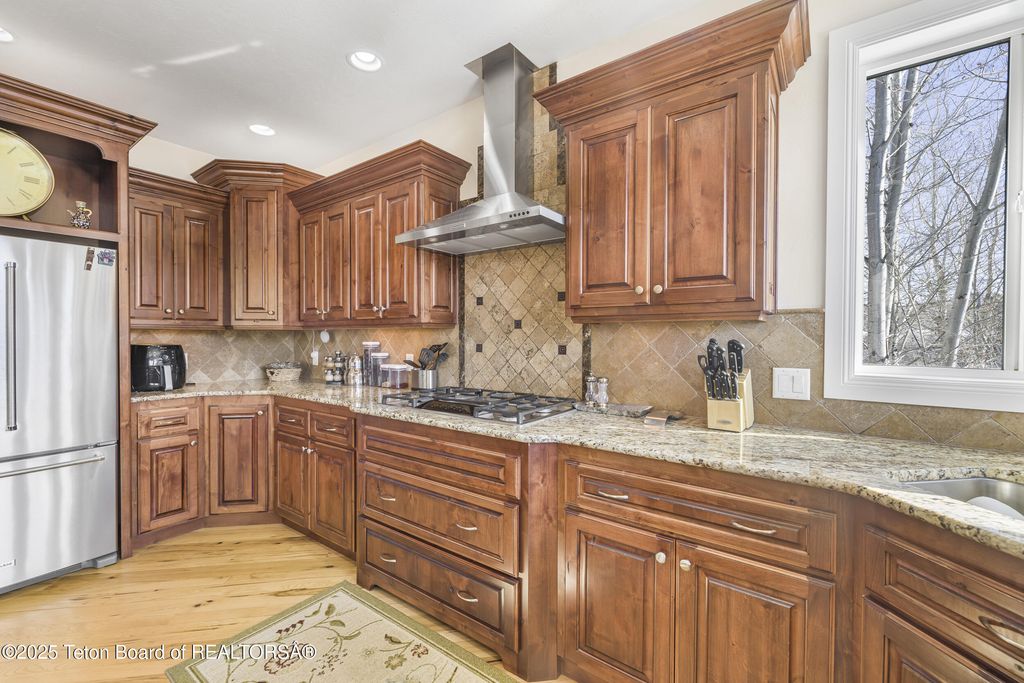 3944 SCHAEFER Lane, Ashton, ID 83420 photo 32