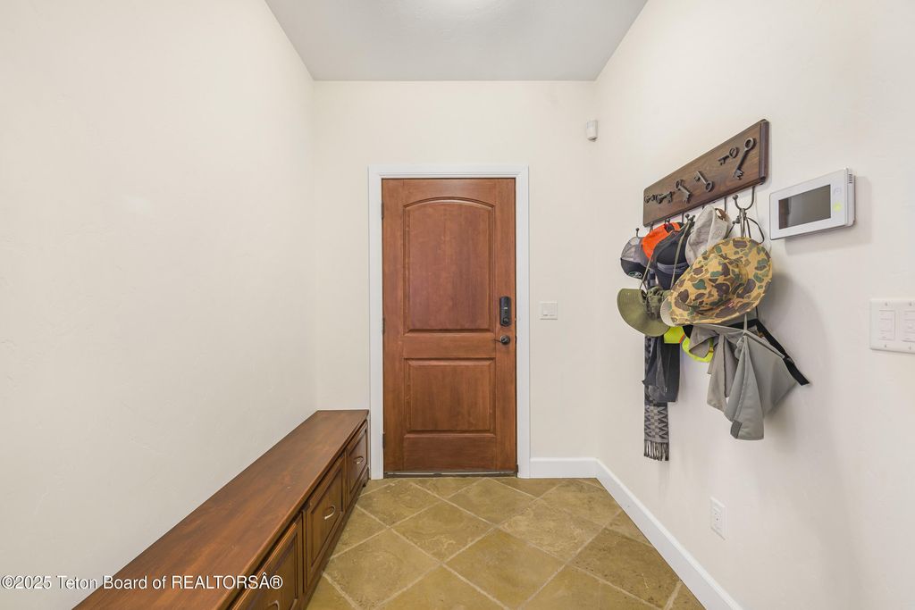 3944 SCHAEFER Lane, Ashton, ID 83420 photo 34