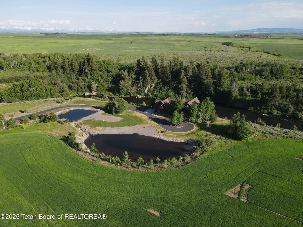 3944 SCHAEFER Lane, Ashton, ID 83420 photo 7