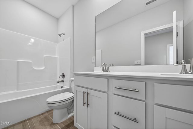 300 Oakwood Crest Drive, Knightdale, NC 27545