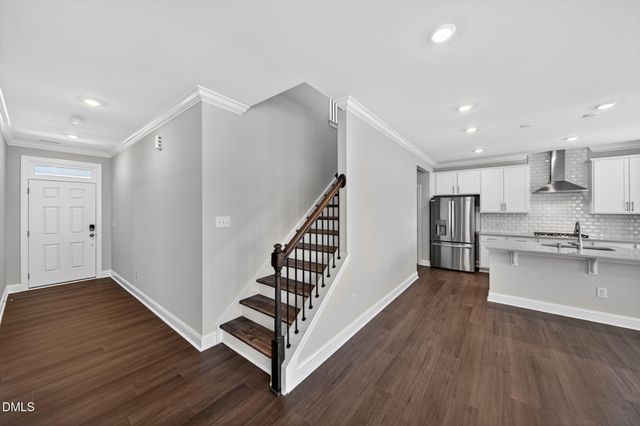 300 Oakwood Crest Drive, Knightdale, NC 27545