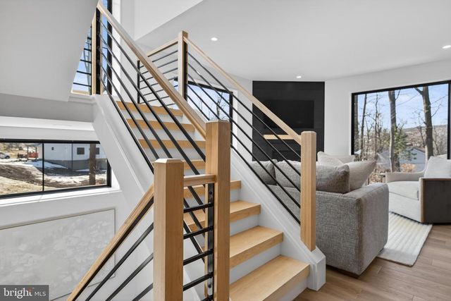 401 CANNON WAY, Lebanon, PA 17042