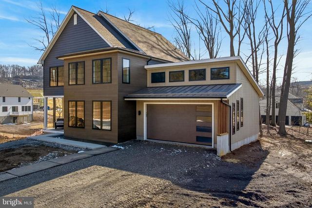 401 CANNON WAY, Lebanon, PA 17042