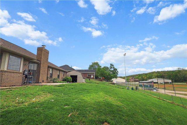 424 W Tanner Drive, Fayetteville, AR 72701