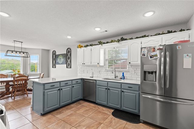 424 W Tanner Drive, Fayetteville, AR 72701