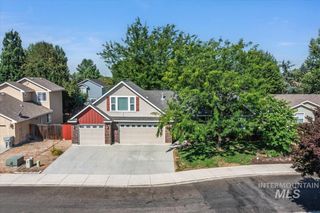 7371 N Matlock Ave, Boise, ID 83714