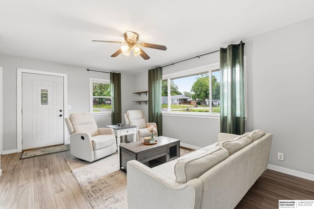 6645 Y Street, Lincoln, NE 68505
