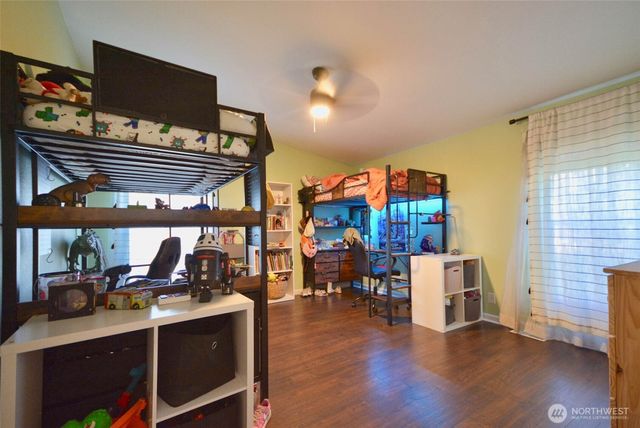 119 Becker DR, Winlock, WA 98596