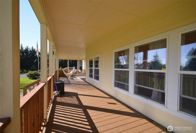 119 Becker DR, Winlock, WA 98596