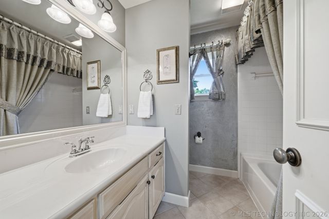 154 Spunky Creek Drive, Catoosa, OK 74015