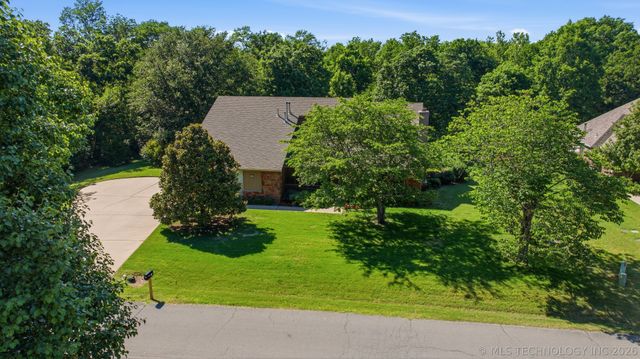 154 Spunky Creek Drive, Catoosa, OK 74015
