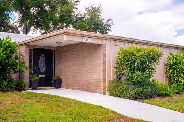 3289 FAIRHAVEN LANE 112, Sarasota, FL 34239