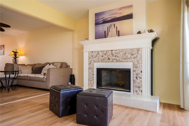 3289 FAIRHAVEN LANE 112, Sarasota, FL 34239