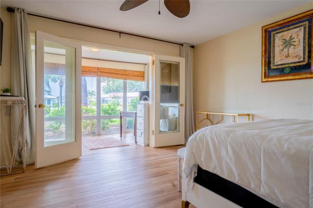 3289 FAIRHAVEN LANE 112, Sarasota, FL 34239