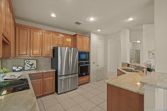 223 Garden Hill, San Antonio, TX 78260