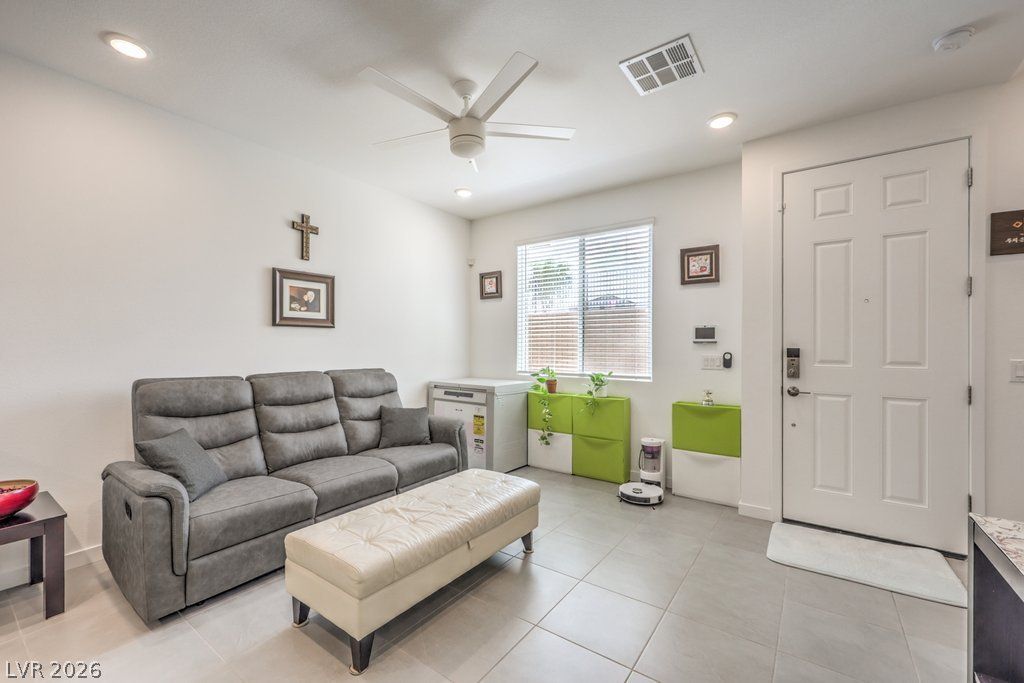 172 Freeport View Place, Henderson, NV 89011 — photo 4
