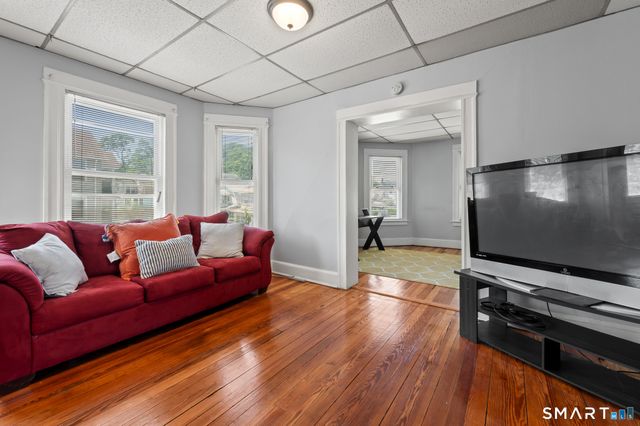 160 Edson Avenue, Waterbury, CT 06705