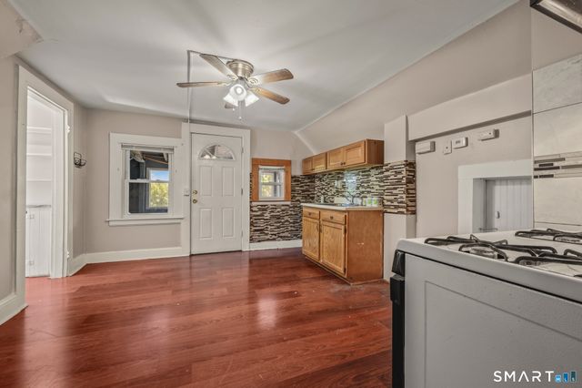 160 Edson Avenue, Waterbury, CT 06705