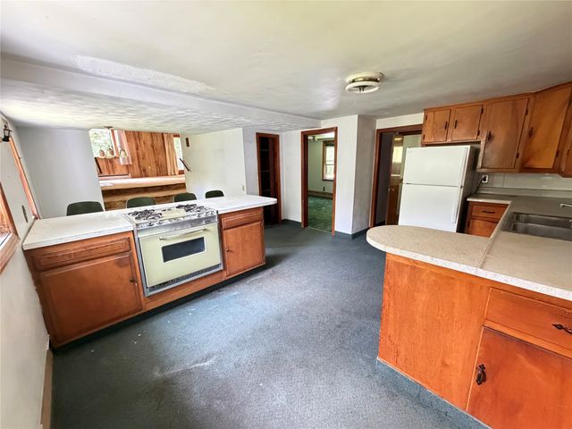 181 ROBISON Road W, Erie, PA 16509