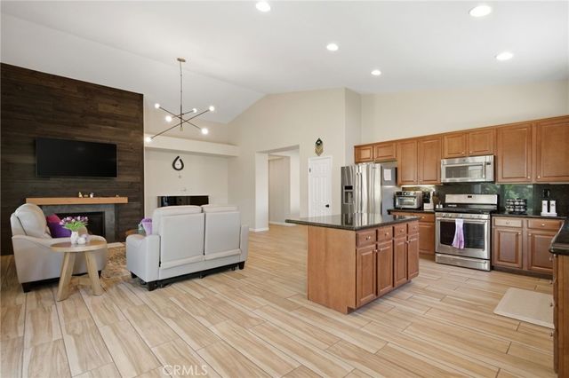 13647 Silver Stirrup Dr, Corona, CA 92883