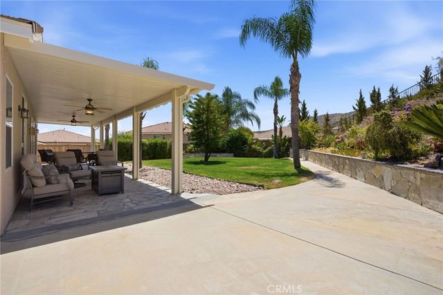 13647 Silver Stirrup Dr, Corona, CA 92883