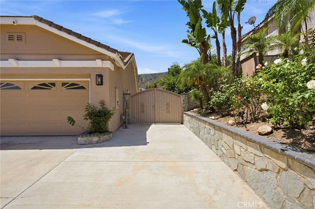 13647 Silver Stirrup Dr, Corona, CA 92883