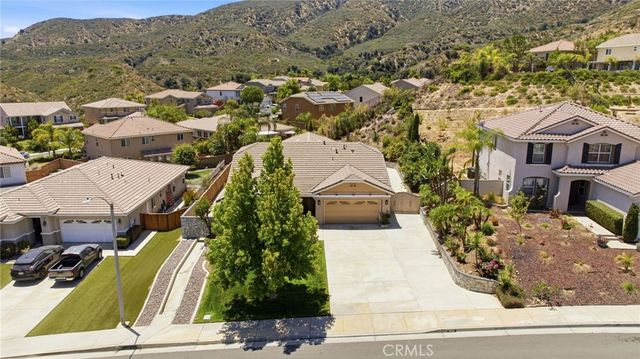 13647 Silver Stirrup Dr, Corona, CA 92883