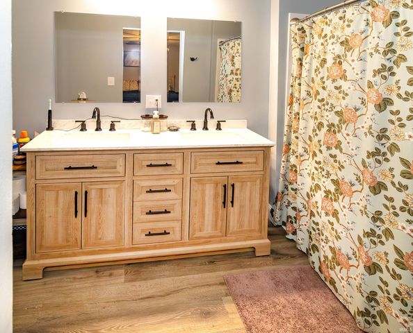 3822 Johnson Road, Boonville, IN 47601