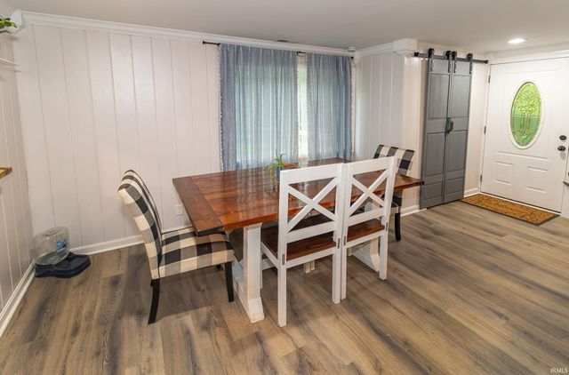 3822 Johnson Road, Boonville, IN 47601