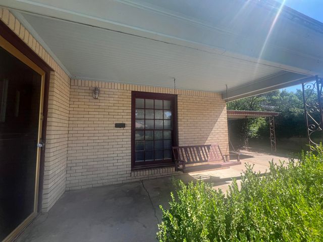 2424 33rd Street, Lubbock, TX 79411