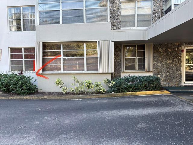 6600 Cypress Rd 203, Plantation, FL 33317