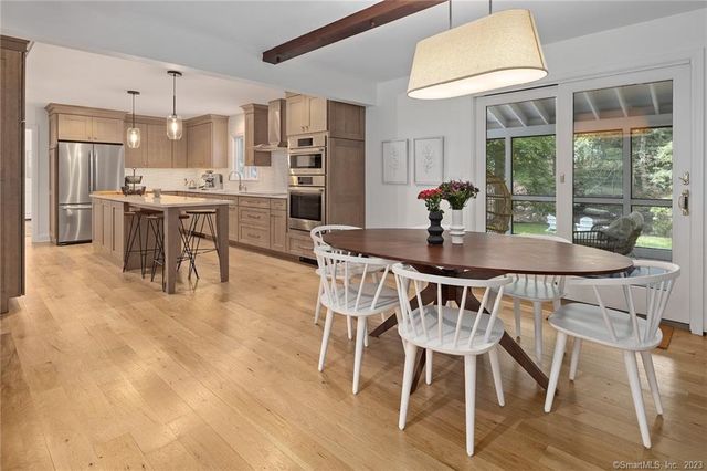 33 Riverfield Drive, Weston, CT 06883