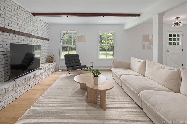 33 Riverfield Drive, Weston, CT 06883