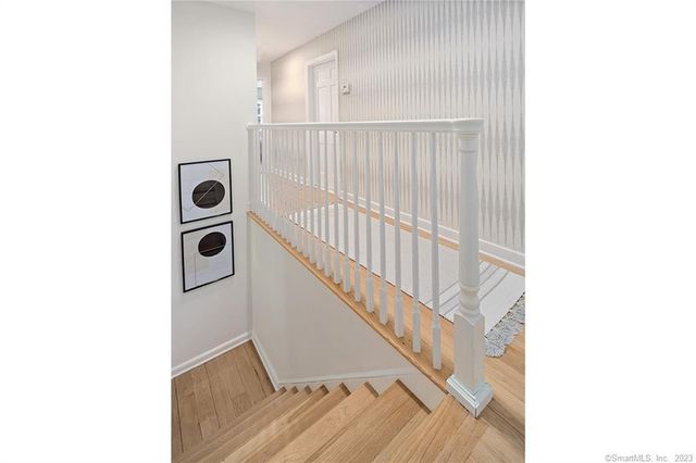 33 Riverfield Drive, Weston, CT 06883