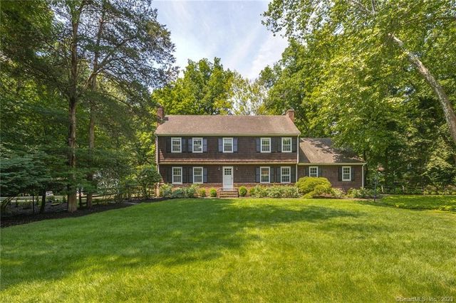 33 Riverfield Drive, Weston, CT 06883