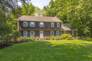 33 Riverfield Drive, Weston, CT 06883