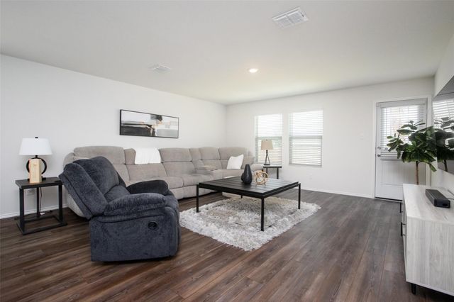 425 Sweet Shade Lane, Princeton, TX 75407